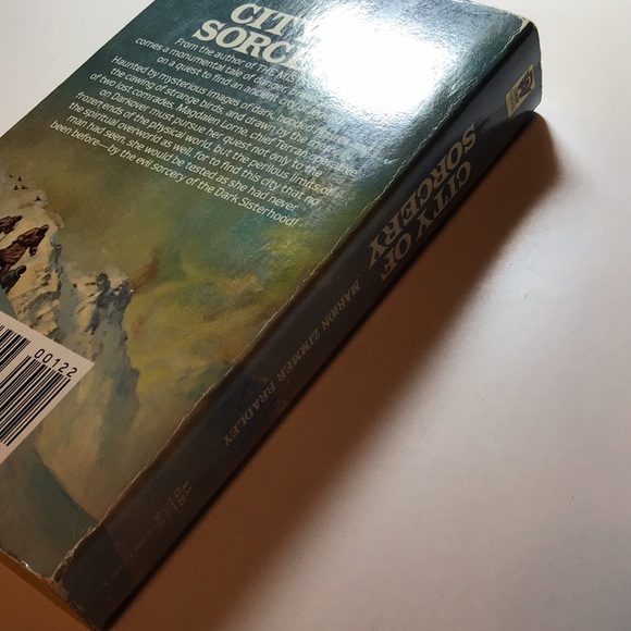 City of Sorcery Marion Zimmer Bradley 1984 Darkover Novel vintage paperback - Picture 9 of 9